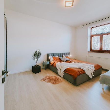 Priestranny Apartman V Centre Košice Eksteriør billede